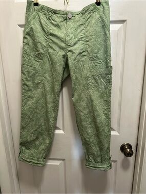 Democracy Light Green Patterned Cargo Pants